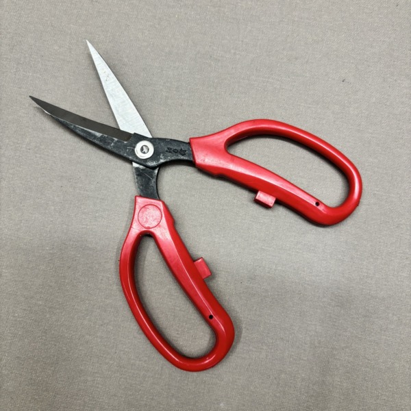 CH Schere rot gekröpft 160mm – Bild 3
